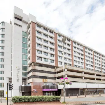 Premier Inn London Kingston Upon Thames Hotels near Hampton Wick