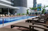 Riu Plaza Panamá - ที่มีสระว่ายน้ำ