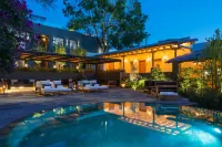 La Casa Rodavento - مسبح