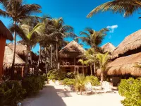 La Conchita Tulum
