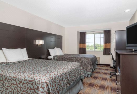 패리볼트 호텔 전경