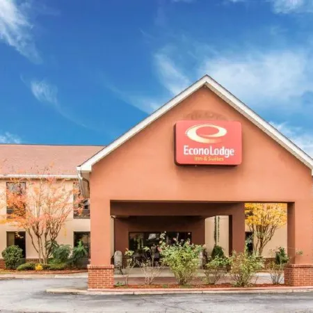 Quality Inn & Suites Canton, GA