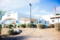 Los Viajeros Inn Hotels near The Jail Tree