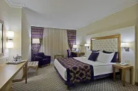 Tugcu Hotel Select