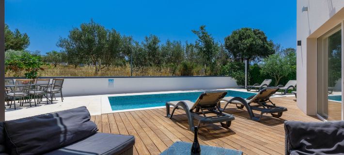 Lana Hotels in Banjole