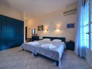 Agnanti Hotel Alonissos Standard Twin Room with Sea View