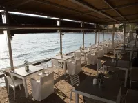 Olive Press Hotel & Apartments