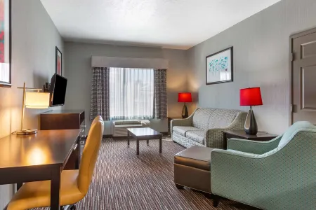 Best Western Plus Gallup Inn  Suites