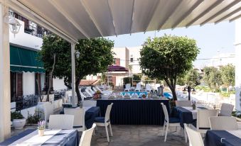 Yianna Hotel - Housity
