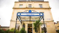 Clifton Hotel - parking