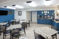 Super 8 by Wyndham Independence Kansas City Hotel di Independence