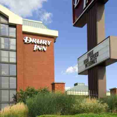 Drury Inn & Suites Terre Haute Hotel Exterior