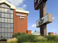 Drury Inn & Suites Terre Haute Hotels in der Nähe von New Theater