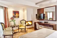 Kalavrita Canyon Hotel & Spa Hotels in Zarouchla