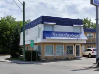 Travelodge by Wyndham Moose Jaw - parking