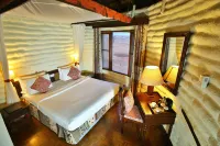 Salt Lick Safari Lodge Отели в г. 