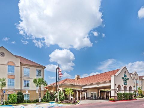 Homewood Suites by Hilton Laredo at Mall del Norte