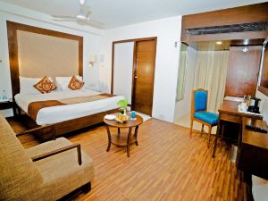 Hotel Clarks Collection Bhavnagar