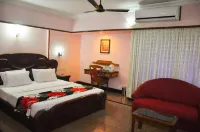 Mayura Residency Hotels in Guruvayur