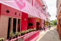 Pinky Guest House Hotell i Pesanggrahan