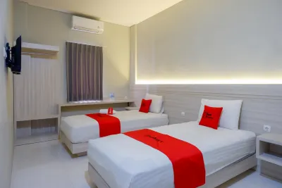 RedDoorz Syariah near PRPP Semarang Hotel di Semarang Barat