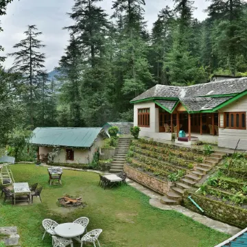 Parvati Kuteer Riverside Resort