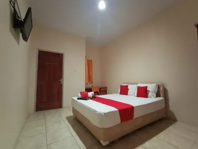 RedDoorz Near Jalan Wolter Monginsidi Manado Mandolang 호텔