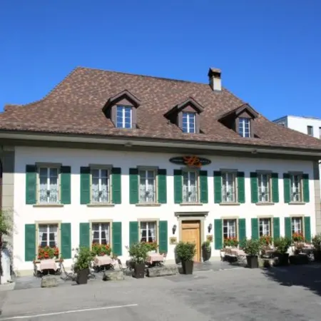 Romantik Hotel Landhaus Liebefeld Отели рядом с достопримечательностью «Торговый центр Westside»