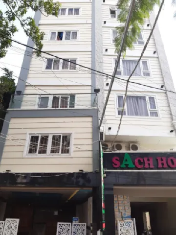 SACH Hotel Thanh Minh Monastery周辺のホテル