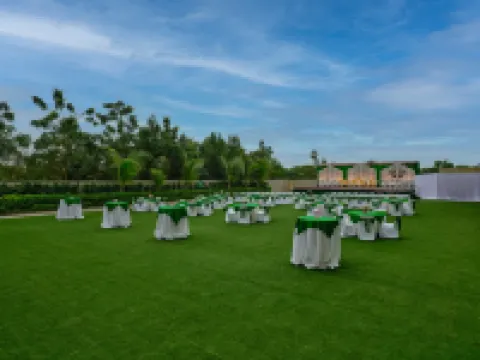 Sayaji Vadodara Hotels in Vadodara