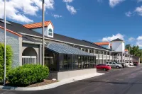 Rodeway Inn at Fort Lee Hotels in Hopewell