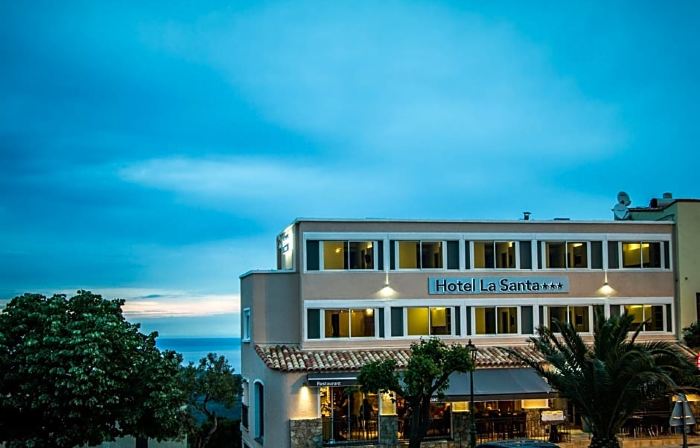 Hôtel Restaurant La Santa