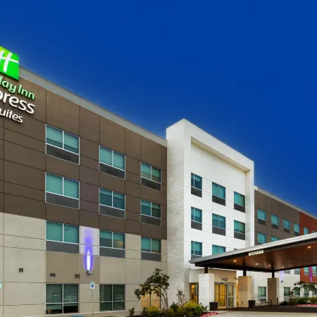 Holiday Inn Express & Suites STAFFORD NW - SUGAR LAND by IHG