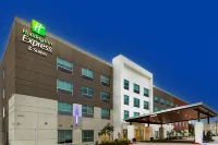 Holiday Inn Express & Suites STAFFORD NW - SUGAR LAND by IHG - breakfast