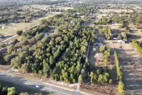 Bnb Hyperion | 4B2B Home w Firepit, Hot Tub & Pond Hotels in Eustis