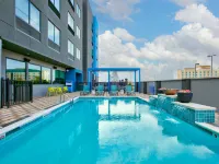 Tru by Hilton San Antonio at the Rim Hotels in Bexar County
