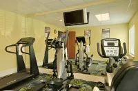 Days Inn & Suites by Wyndham Savannah North I-95 - Phòng Gym