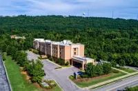 Hampton Inn & Suites Birmingham/280 East-Eagle Point فنادق في Lake Purdy