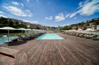 Ortakoy Aparts - Rooftop Pools