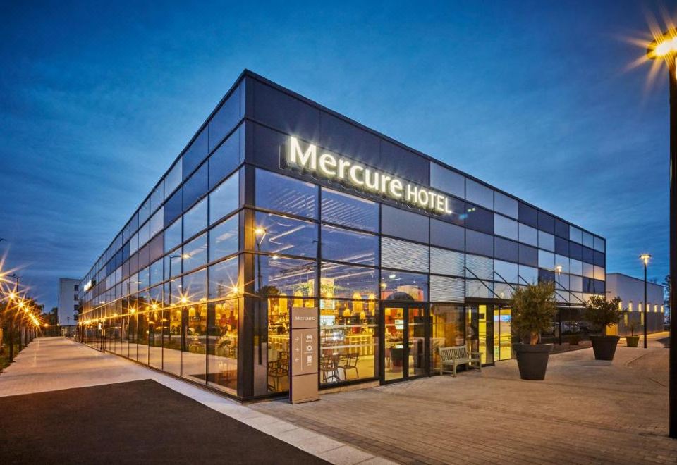 Mercure Paris Orly Tech Airport-Paray-Vieille-Poste Updated 2023 Room  Price-Reviews & Deals | Trip.com