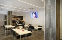 Hotel Alameda - Balkon