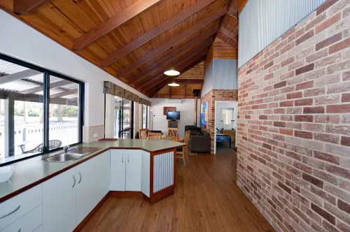 Margaret River Hideaway & Farmstay - جاكوزي
