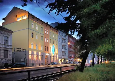 Melarose Feng Shui Hotel Hotel berhampiran T1 Berlin