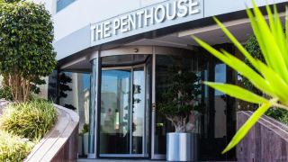the-penthouse-suites-hotel
