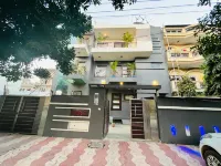 Hotel Dayal Regency Near IMT Chowk Manesar, Manesar Hotels near Shree Shree 1008 Baba Prakash Puri Mandir (Raisina) Sohna