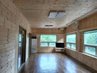 Jangseong Pyeonbaek Tongnamujip Pension Hotels in Jangseong-gun