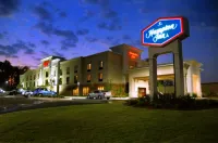 Hampton Inn Jasper Hotels near Walgreens