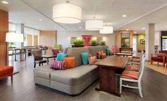 Home2 Suites by Hilton Menomonee Falls Milwaukee