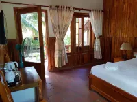 프리 비치 리조트