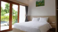 Artaloka Hotel & Restaurant Hotels near Peguyangan Waterfall